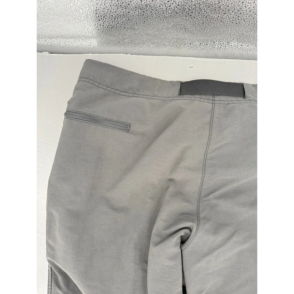 The North Face Mens Grey Convertible Zip Off Hiking Pants 34x32 UPF 40 Belted